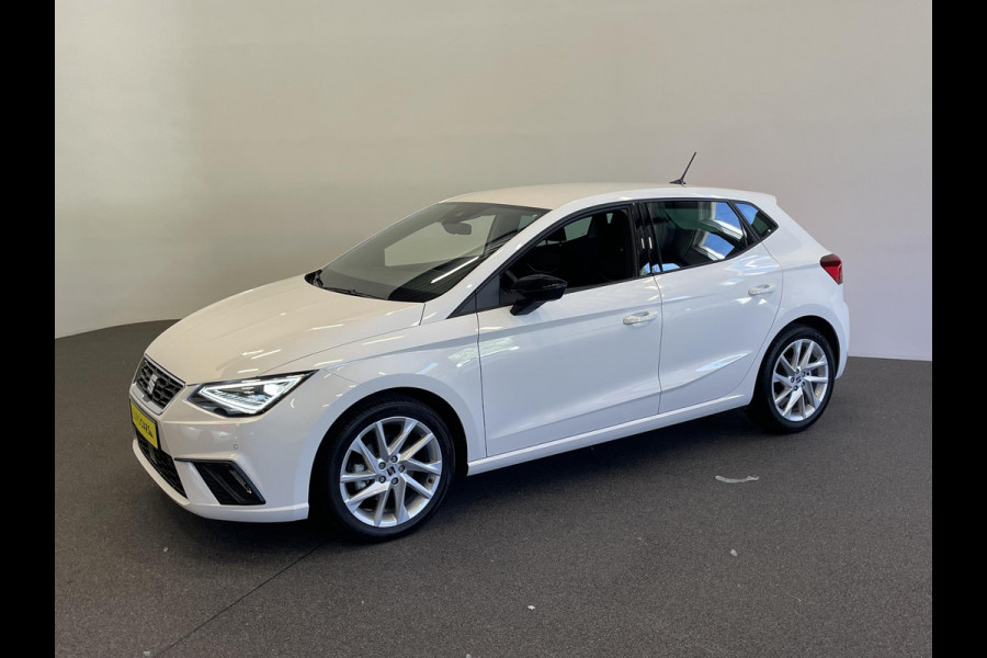 Seat Ibiza 1.0 110pk TSI DSG FR | Climate control | Cruise control | LED | Voorstoelen verwarmd | Parkeersensoren | Navigatie | Apple Carplay/ Android Auto |