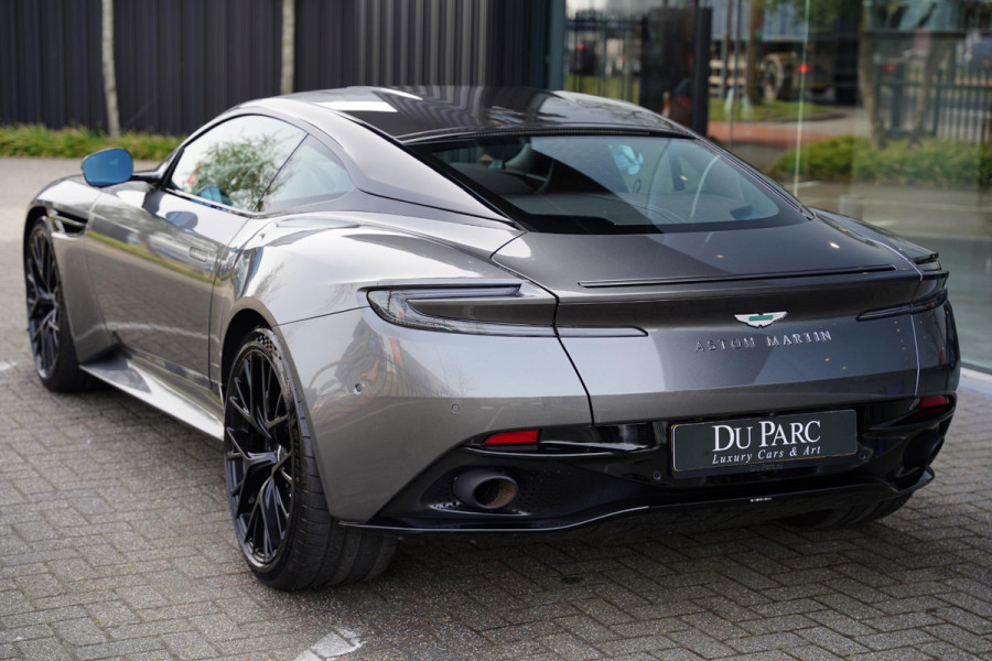 Aston Martin DB12 4.0 V8 / NL-Auto / B&W / Carbon