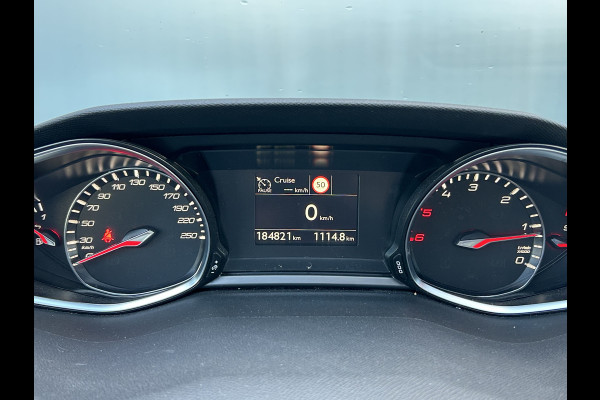 Peugeot 308 SW BWJ 2019 | 1.5HDI 131PK Executive | TREKHAAK | LEER | PANO DAK | PDC 2X | CLIMA | NAVI | CAMERA A |