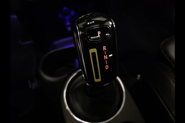 MINI Mini Electric Yours 33 kWh / NAP / 1 EIGENAAR / DEALER ONDERH. / STOELVERW. / CAMERA / KEYLESS / LEDER / PANO / DAB+ / HUD !