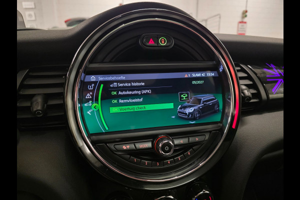 MINI Mini Electric Yours 33 kWh / NAP / 1 EIGENAAR / DEALER ONDERH. / STOELVERW. / CAMERA / KEYLESS / LEDER / PANO / DAB+ / HUD !