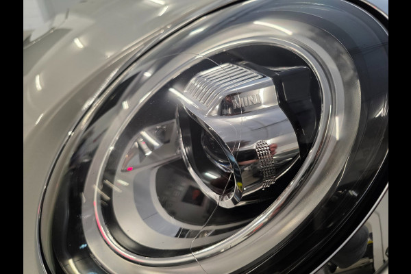 MINI Mini Electric Yours 33 kWh / NAP / 1 EIGENAAR / DEALER ONDERH. / STOELVERW. / CAMERA / KEYLESS / LEDER / PANO / DAB+ / HUD !