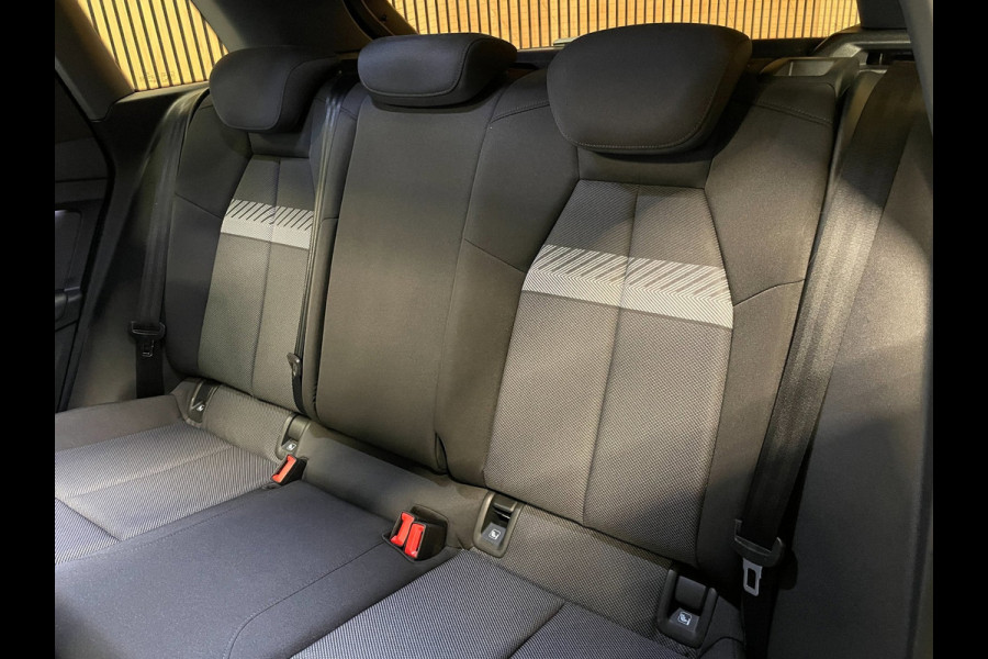 Audi Q4 e-tron 40 Advanced edition 77 kWh|90%SOH|PANO|ACC|ELEK.TREKHAAK|CAMERA|CARPLAY|STOELVERW|NAVI|NL-AUTO|NAP|1e EIG|INCL BTW|