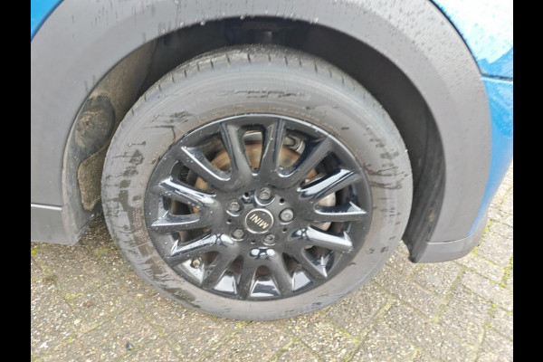 MINI Mini 1.5 Cooper Camden Edition NL-AUTO | LAGE KM STAND | NAVI | 1/2 LEDER
