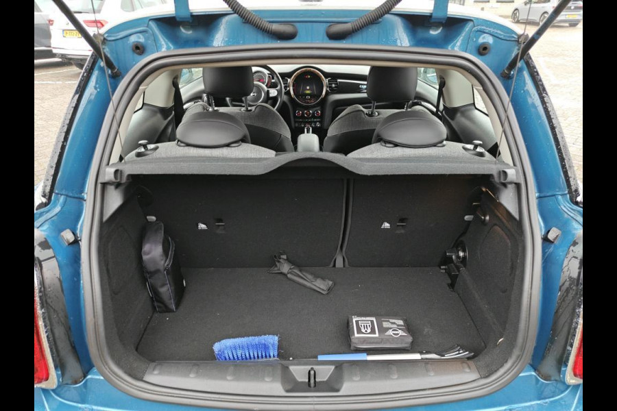 MINI Mini 1.5 Cooper Camden Edition NL-AUTO | LAGE KM STAND | NAVI | 1/2 LEDER