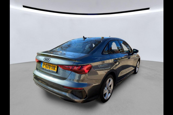 Audi A3 Limousine 30 TFSI S edition NL-AUTO | 1/2 LEDER | CARPLAY