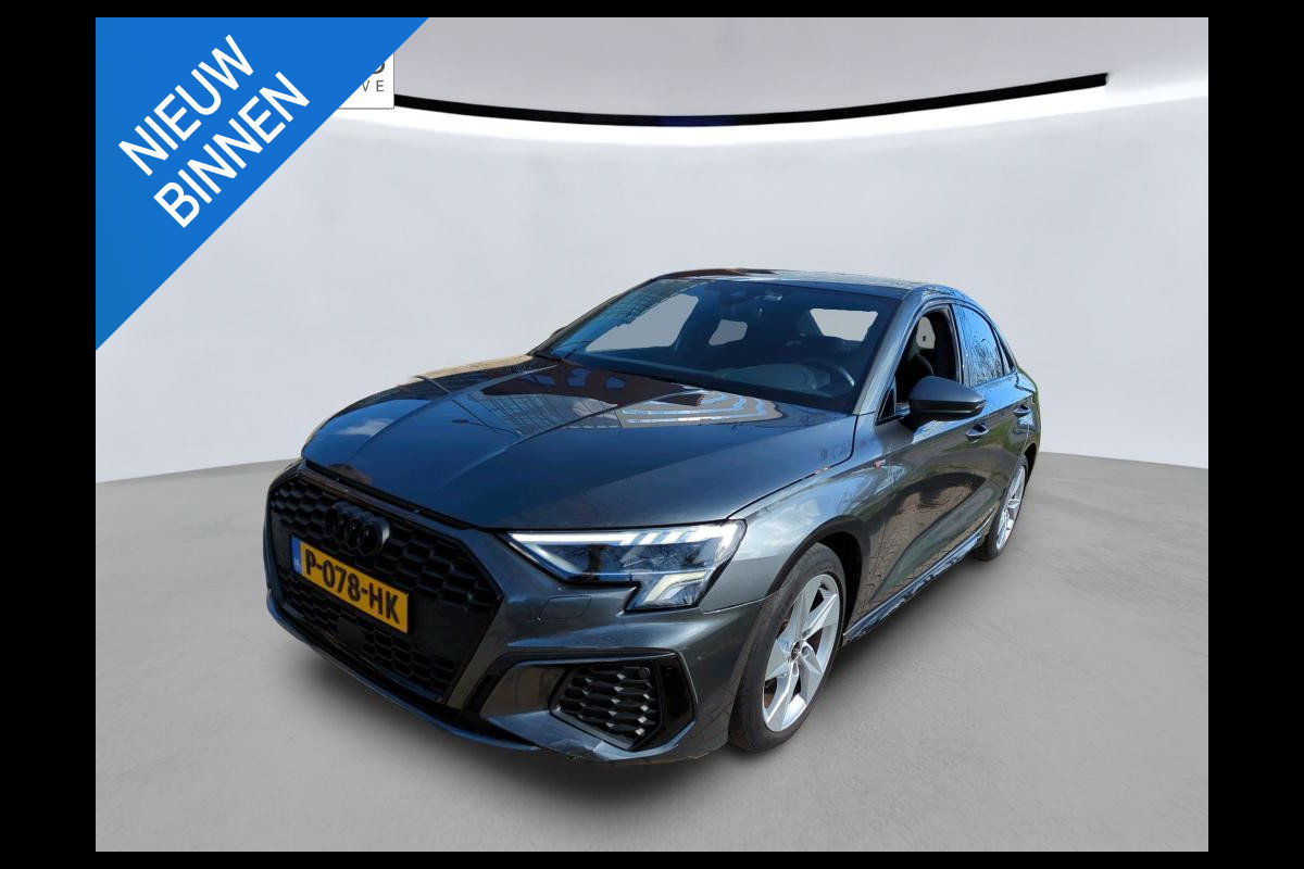 Audi A3 Limousine 30 TFSI S edition NL-AUTO | 1/2 LEDER | CARPLAY
