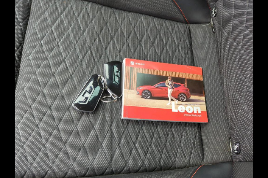 Seat Leon Sportstourer 1.5 TSI FR Business Intense NL-AUTO | TREKHAAK | CARPLAY