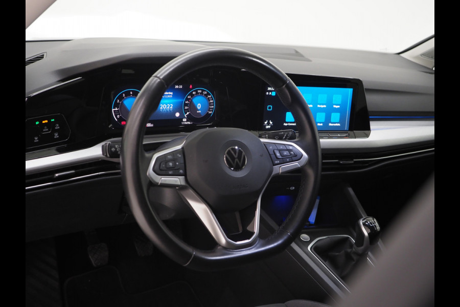 Volkswagen Golf Variant 1.0 TSI | Sportstoelen | Adaptive Cruise | Camera | Dodehoek | Stoelverwarming | DAB | Carplay
