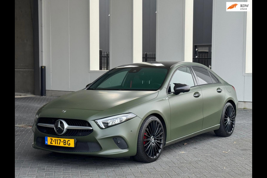 Mercedes-Benz A-Klasse 180 d AUTOMAAT Business Solution, achteruitrijcamera