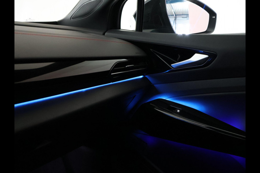 Volkswagen ID.4 GTX 4MOTION 77 kWh 300 PK + TREKHAAK | SFEERVERL. | 360 CAMERA | STUUR/STOELVERW. | ORIG. NL