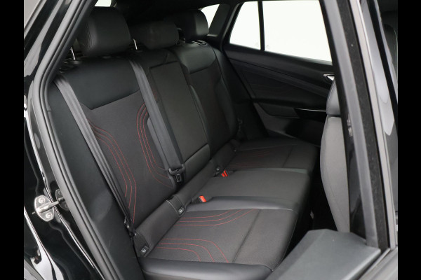 Volkswagen ID.4 GTX 4MOTION 77 kWh 300 PK + TREKHAAK | SFEERVERL. | 360 CAMERA | STUUR/STOELVERW. | ORIG. NL