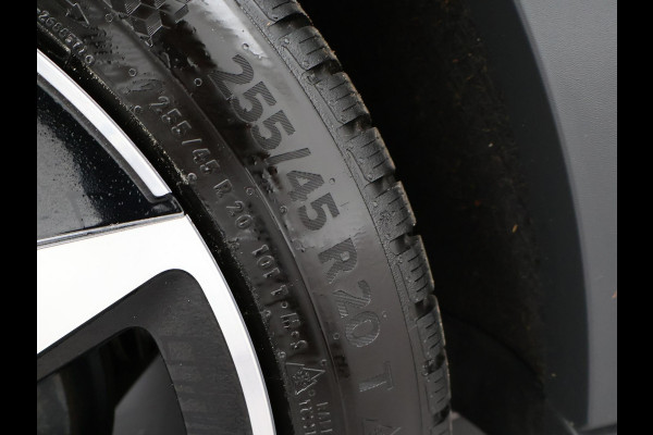 Volkswagen ID.4 GTX 4MOTION 77 kWh 300 PK + TREKHAAK | SFEERVERL. | 360 CAMERA | STUUR/STOELVERW. | ORIG. NL