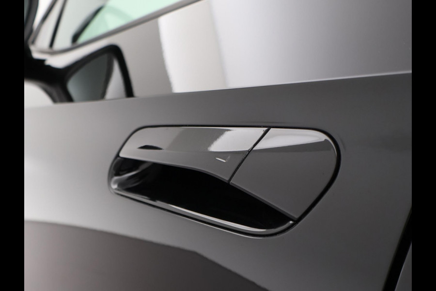 Volkswagen ID.4 GTX 4MOTION 77 kWh 300 PK + TREKHAAK | SFEERVERL. | 360 CAMERA | STUUR/STOELVERW. | ORIG. NL