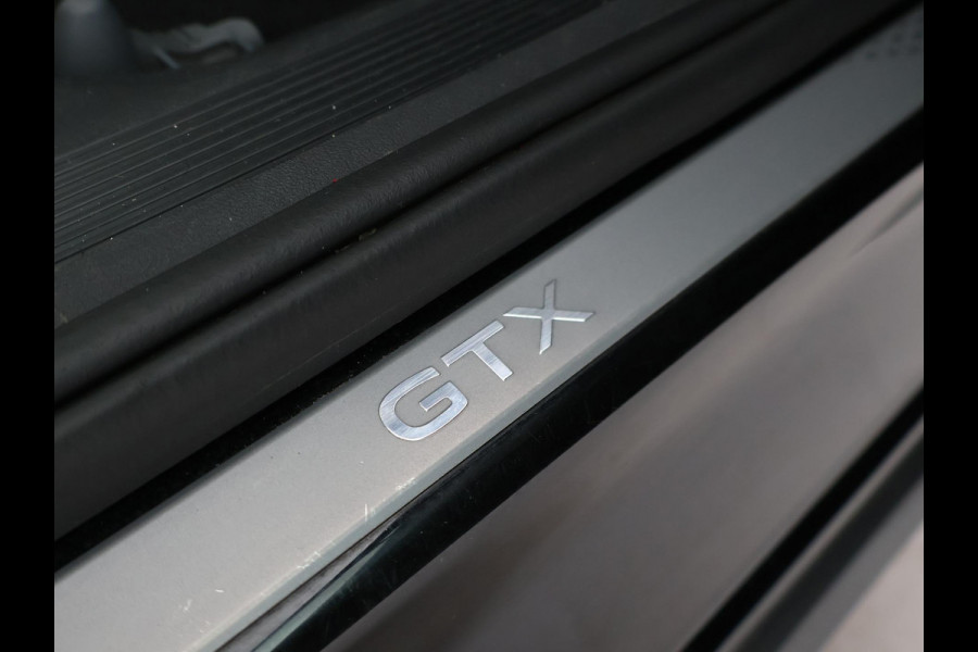 Volkswagen ID.4 GTX 4MOTION 77 kWh 300 PK + TREKHAAK | SFEERVERL. | 360 CAMERA | STUUR/STOELVERW. | ORIG. NL