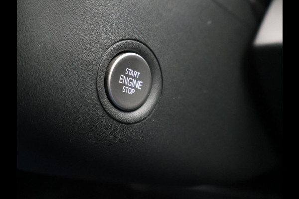 Volkswagen ID.4 GTX 4MOTION 77 kWh 300 PK + TREKHAAK | SFEERVERL. | 360 CAMERA | STUUR/STOELVERW. | ORIG. NL