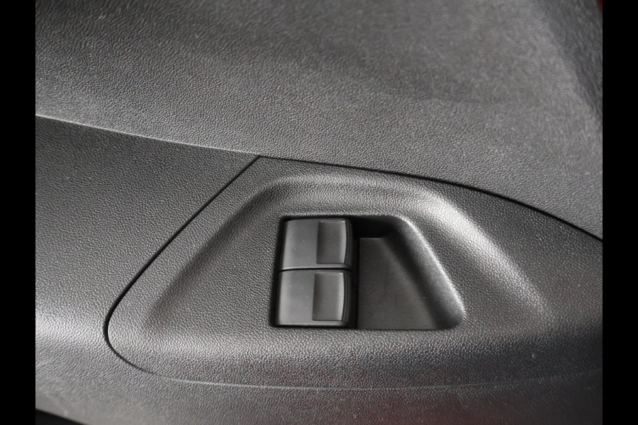 Toyota Aygo 1.0 VVT-i X-PLAY CARPLAY NAVI GARANTIE 2030* . CAMERA . DEALER ONDERHOUDEN . APPLE CARPLAY & ANDROID AUTO