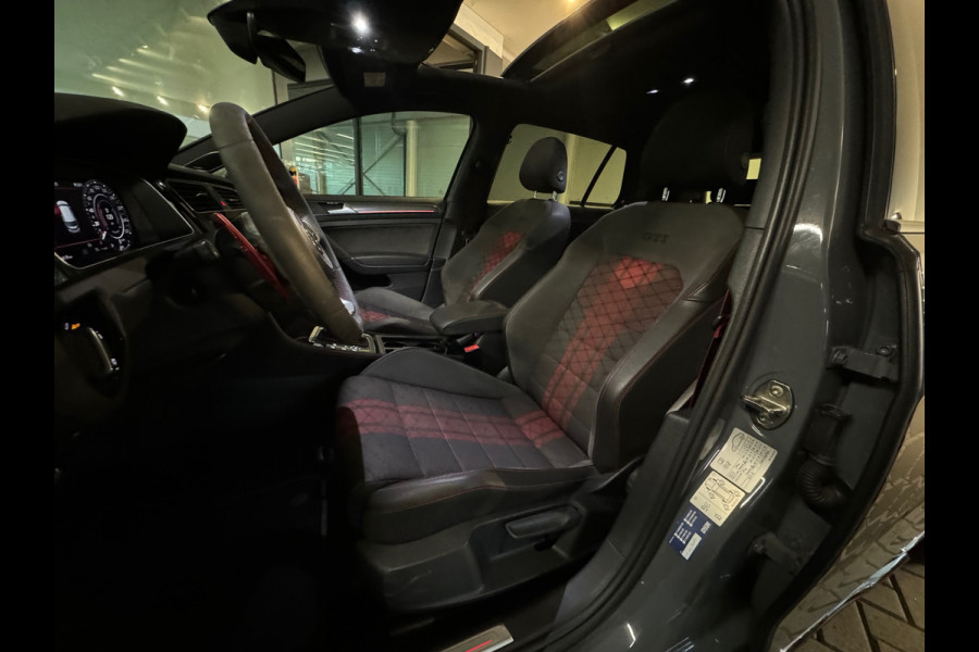 Volkswagen Golf 2.0 TSI GTI TCR Pano|Keyles|Akrapovic|Dynaudio