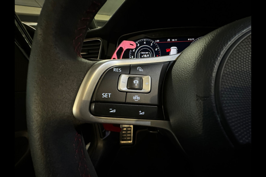 Volkswagen Golf 2.0 TSI GTI TCR Pano|Keyles|Akrapovic|Dynaudio