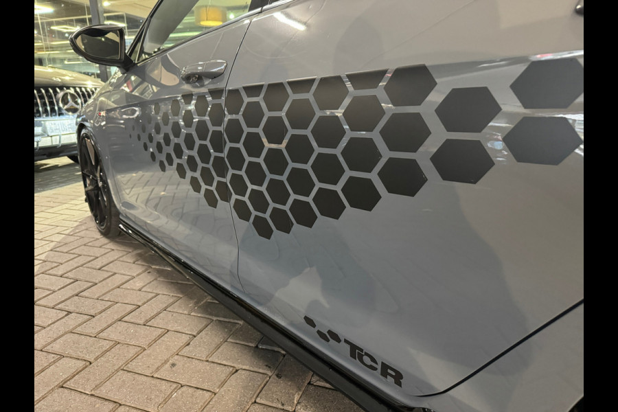 Volkswagen Golf 2.0 TSI GTI TCR Pano|Keyles|Akrapovic|Dynaudio