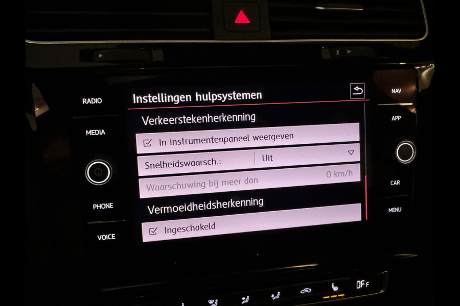 Volkswagen Golf 2.0 TSI GTI TCR Pano|Keyles|Akrapovic|Dynaudio