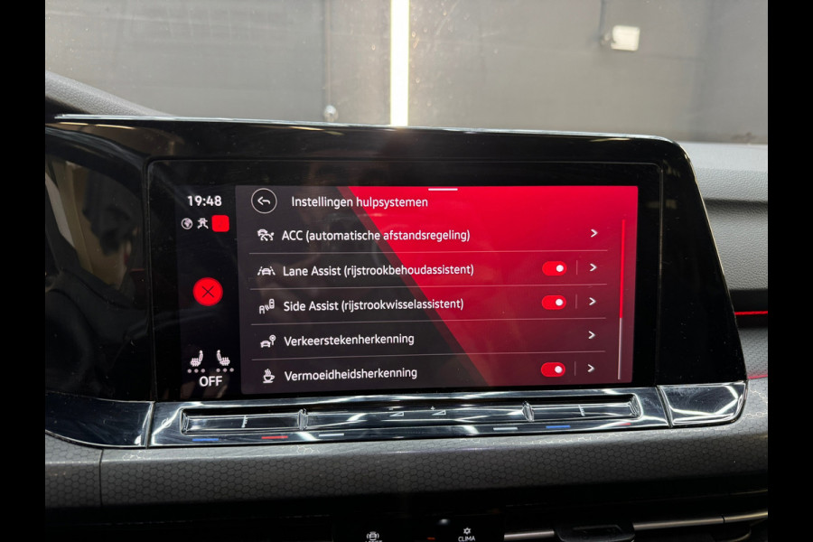 Volkswagen Golf 2.0 TSI GTI Pano|Sfeer|Camera|IQ|ACC|Lane Assist