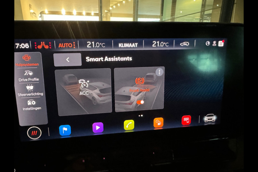 CUPRA Leon 2.0 TSI VZ 300PK Pano|Memory|Sfeer|Keyless|Beats