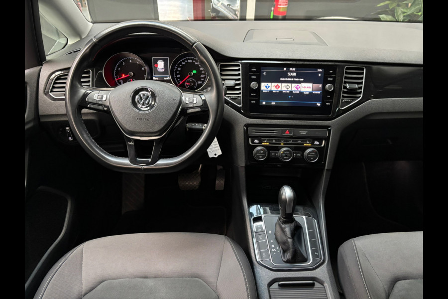 Volkswagen Golf Sportsvan 1.5 TSI ACT Highline Carplay / Trekhaak