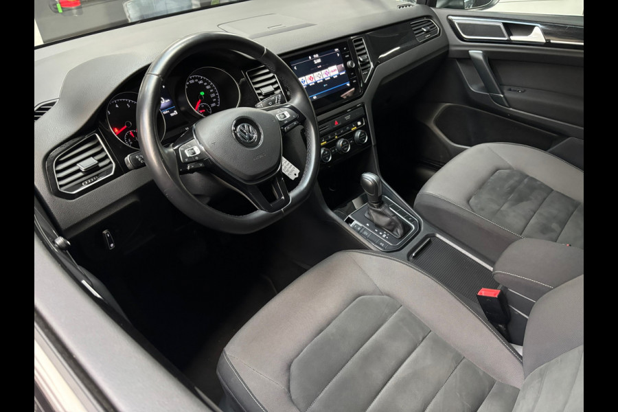 Volkswagen Golf Sportsvan 1.5 TSI ACT Highline Carplay / Trekhaak