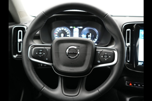 Volvo XC40 T4 Recharge Inscription 211pk PHEV Dealer O.H. | Trekhaak Af Fabriek | Adaptive Cruise | 360 Camera | Lederen Sportstoelen Memory & Verwarmd | Stuur Verwarmd | Apple Carplay | Keyless | Blis | Navigatie | DAB | Plug In Hybrid