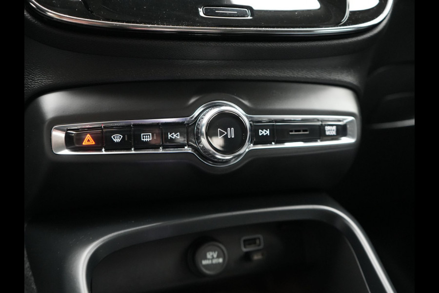 Volvo XC40 T4 Recharge Inscription 211pk PHEV Dealer O.H. | Trekhaak Af Fabriek | Adaptive Cruise | 360 Camera | Lederen Sportstoelen Memory & Verwarmd | Stuur Verwarmd | Apple Carplay | Keyless | Blis | Navigatie | DAB | Plug In Hybrid