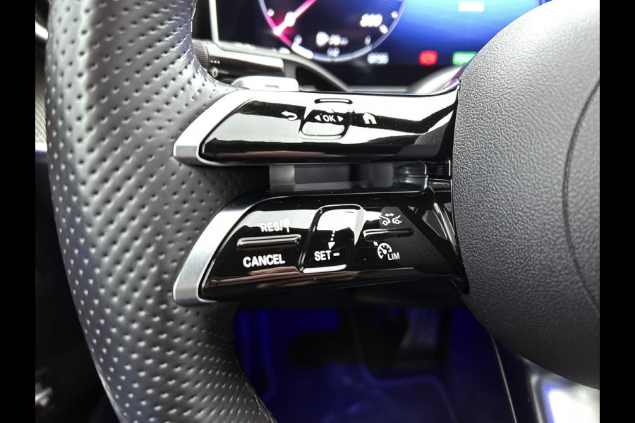 Mercedes-Benz C-Klasse 300 e AMG Plug-In Hybride Trekhaak | AMG LIne | Night Pakket | Memory Voorstoelen | Ledkoplampen | Inclusief 24 maanden Mercedes-Benz Certified garantie voor Europa.