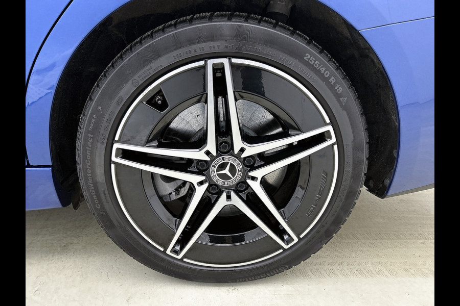 Mercedes-Benz C-Klasse 300 e AMG Plug-In Hybride Trekhaak | AMG LIne | Night Pakket | Memory Voorstoelen | Ledkoplampen | Inclusief 24 maanden Mercedes-Benz Certified garantie voor Europa.