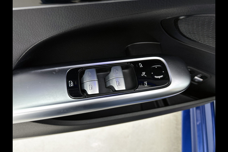 Mercedes-Benz C-Klasse 300 e AMG Plug-In Hybride Trekhaak | AMG LIne | Night Pakket | Memory Voorstoelen | Ledkoplampen | Inclusief 24 maanden Mercedes-Benz Certified garantie voor Europa.
