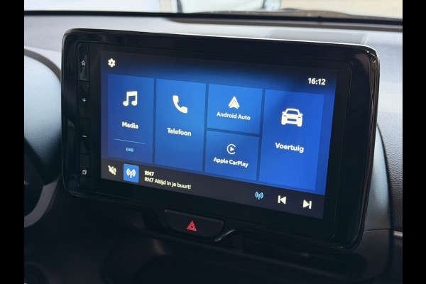 Toyota Yaris 1.5 HYBRID 115 DYNAMIC+ COMF.PACK STOEL/STUUR/VERW DODEHOEK.ASS ADAP.CRUISE PDC 2X ✅ Top Auto's Wijchen , Al 30 Jaar verkoop van Toyota , Type's Launch / Executive / Dynamic / First Edition / Business / Zowel Phev / Hev / Benzine / met fabrieksgarantie ✅