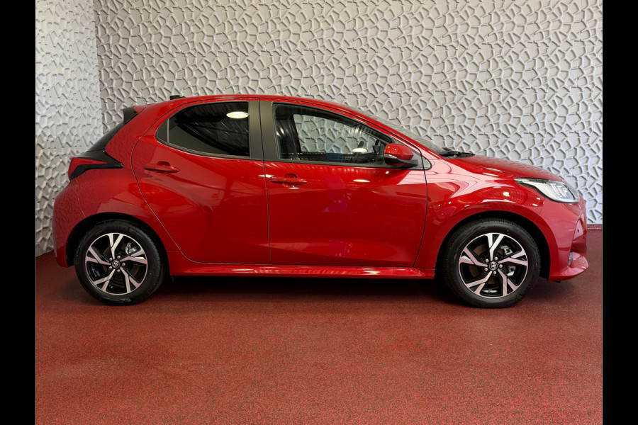 Toyota Yaris 1.5 HYBRID 115 DYNAMIC+ COMF.PACK STOEL/STUUR/VERW DODEHOEK.ASS ADAP.CRUISE PDC 2X ✅ Top Auto's Wijchen , Al 30 Jaar verkoop van Toyota , Type's Launch / Executive / Dynamic / First Edition / Business / Zowel Phev / Hev / Benzine / met fabrieksgarantie ✅