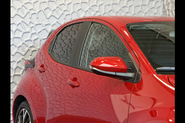 Toyota Yaris 1.5 HYBRID 115 DYNAMIC+ COMF.PACK STOEL/STUUR/VERW DODEHOEK.ASS ADAP.CRUISE PDC 2X ✅ Top Auto's Wijchen , Al 30 Jaar verkoop van Toyota , Type's Launch / Executive / Dynamic / First Edition / Business / Zowel Phev / Hev / Benzine / met fabrieksgarantie ✅