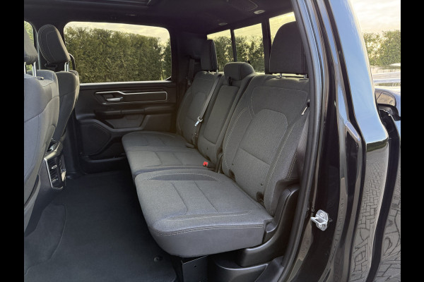 Dodge Ram 1500 5.7 V8 4x4 BIG HORN / CREW CAB / LPG-G3 / NL AUTO / PANO / CAMERA / 3.5T TREKHAAK / GORILLA EXHAUST