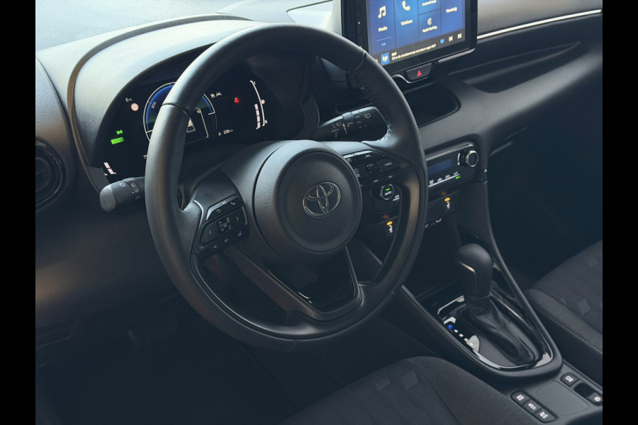 Toyota Yaris 1.5 HYBRID 115 DYNAMIC+ COMF.PACK STOEL/STUUR/VERW DODEHOEK.ASS ADAP.CRUISE PDC 2X ✅ Top Auto's Wijchen , Al 30 Jaar verkoop van Toyota , Type's Launch / Executive / Dynamic / First Edition / Business / Zowel Phev / Hev / Benzine / met fabrieksgarantie ✅