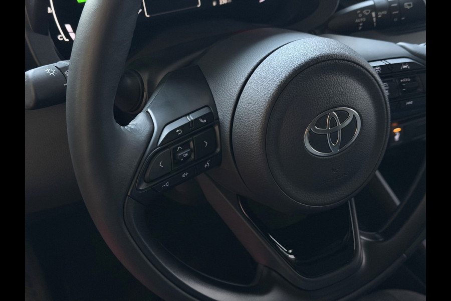 Toyota Yaris 1.5 HYBRID 115 DYNAMIC+ COMF.PACK STOEL/STUUR/VERW DODEHOEK.ASS ADAP.CRUISE PDC 2X ✅ Top Auto's Wijchen , Al 30 Jaar verkoop van Toyota , Type's Launch / Executive / Dynamic / First Edition / Business / Zowel Phev / Hev / Benzine / met fabrieksgarantie ✅