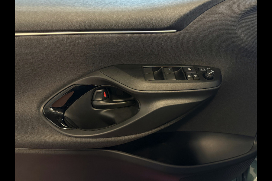 Toyota Yaris 1.5 HYBRID 115 DYNAMIC+ COMF.PACK STOEL/STUUR/VERW DODEHOEK.ASS ADAP.CRUISE PDC 2X ✅ Top Auto's Wijchen , Al 30 Jaar verkoop van Toyota , Type's Launch / Executive / Dynamic / First Edition / Business / Zowel Phev / Hev / Benzine / met fabrieksgarantie ✅