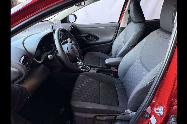 Toyota Yaris 1.5 HYBRID 115 DYNAMIC+ COMF.PACK STOEL/STUUR/VERW DODEHOEK.ASS ADAP.CRUISE PDC 2X ✅ Top Auto's Wijchen , Al 30 Jaar verkoop van Toyota , Type's Launch / Executive / Dynamic / First Edition / Business / Zowel Phev / Hev / Benzine / met fabrieksgarantie ✅