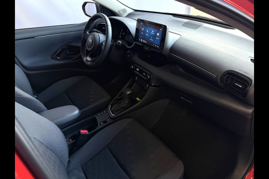 Toyota Yaris 1.5 HYBRID 115 DYNAMIC+ COMF.PACK STOEL/STUUR/VERW DODEHOEK.ASS ADAP.CRUISE PDC 2X ✅ Top Auto's Wijchen , Al 30 Jaar verkoop van Toyota , Type's Launch / Executive / Dynamic / First Edition / Business / Zowel Phev / Hev / Benzine / met fabrieksgarantie ✅