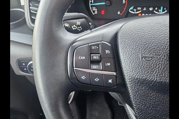 Ford Transit Custom 320 2.0 TDCI L2H1 Trend DC Trekhaak | Stoelverwarming | Camera | Cruise Control | Zéér nette auto!