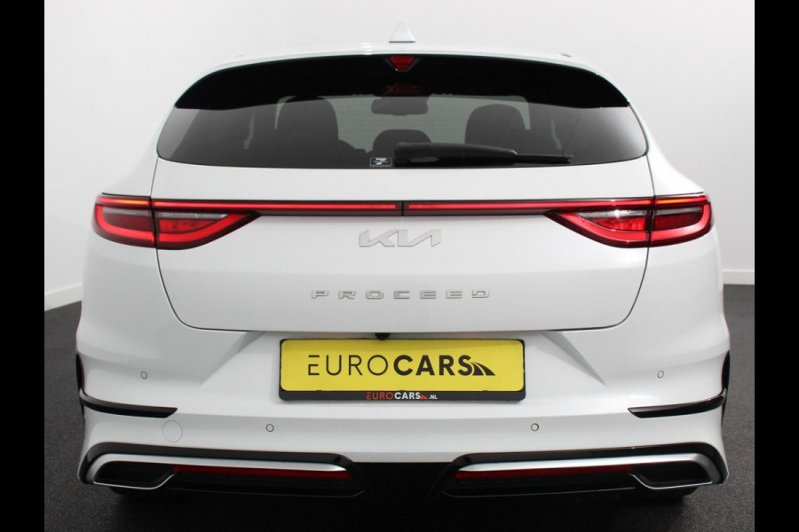 Kia ProCeed 1.5 T-GDi Automaat HEV GT-Line | Climate control | Cruise control adaptive | Camera | Parkeersensoren achter | Stuur verwarming | Voorstoelen verwarmd | Navigatie | Apple Carplay/ Android Auto