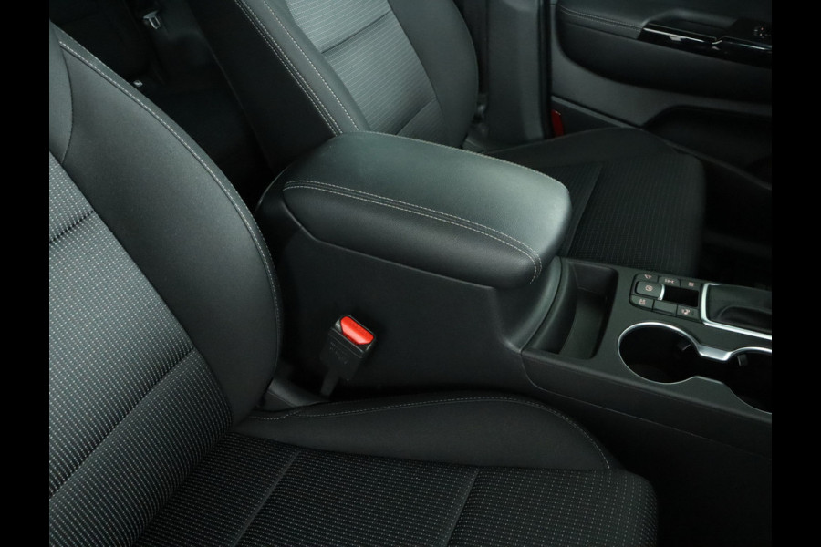 Kia Sportage 1.6 T-GDI 4WD DynamicLine - Rijklaar - Navigatie Full map - trekhaak  - Virena Zekerheidspakket € 895,-