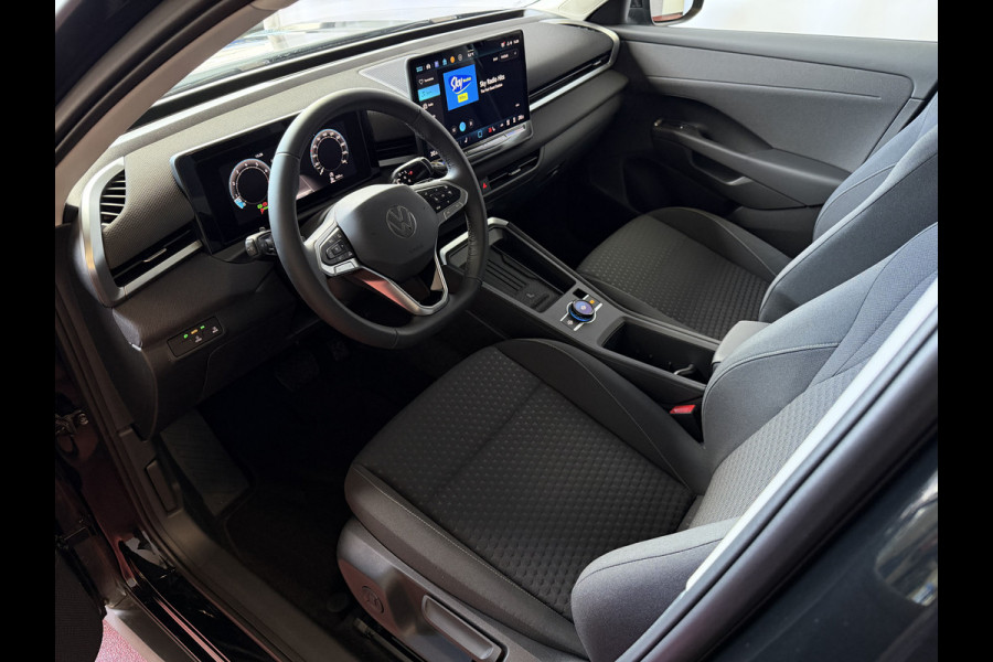 Volkswagen T-Roc NW MODEL 2026 1.5 eTSI 150PK CAMERA STOEL/STUUR VERW. LED ✅Top Auto's Wijchen , 30 Jaar Specialist in Volkswagen  : Alle Type's : R-Line Edition / Style / First Edition / Highline / Life , Zowel PHEV / HEV / MHEV / Benzine ✅