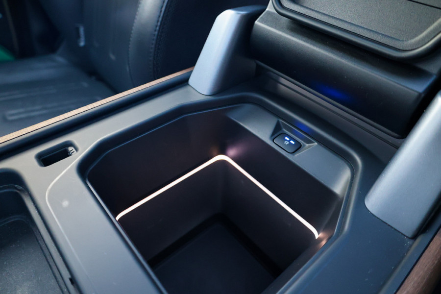 Land Rover Defender 110 3.0 P400 110 X | NAP | FULL OPTION! | €153.798 NP! | 22'' URBAN | MERIDIAN SURROUND | STANDKACHEL | ELEK TREKHAAK |