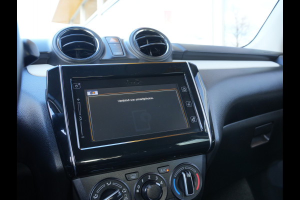 Suzuki Swift 1.2 Select | Achteruitrijcamera | Voorstoelen verwarmd | DAB |