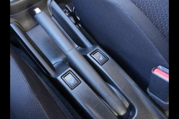 Suzuki Swift 1.2 Select | Achteruitrijcamera | Voorstoelen verwarmd | DAB |